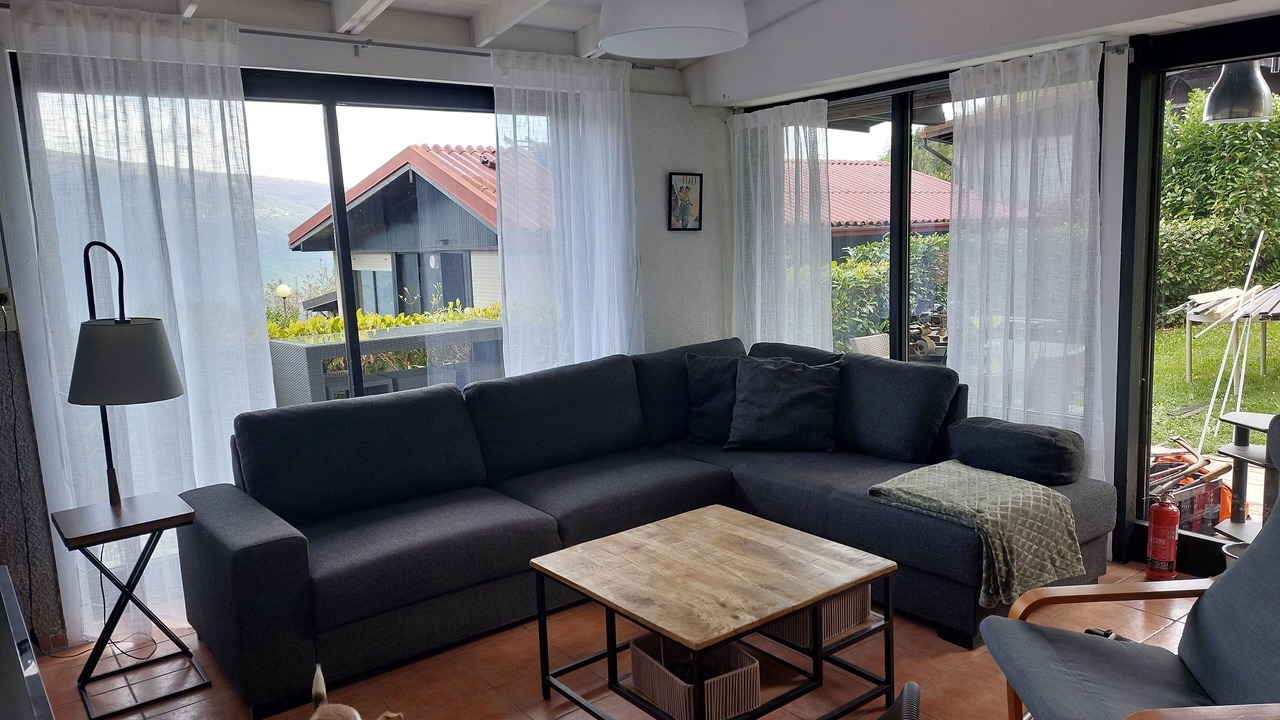 Photo of Livingroom in Aer