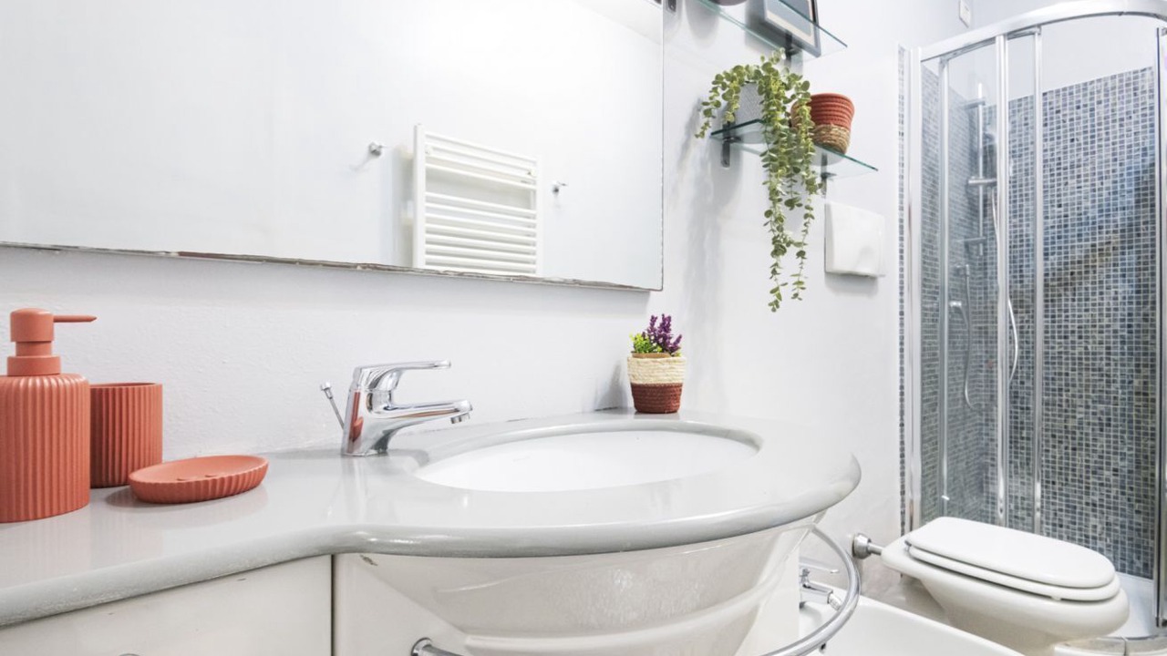 Photo of Bathroom in Chinatown