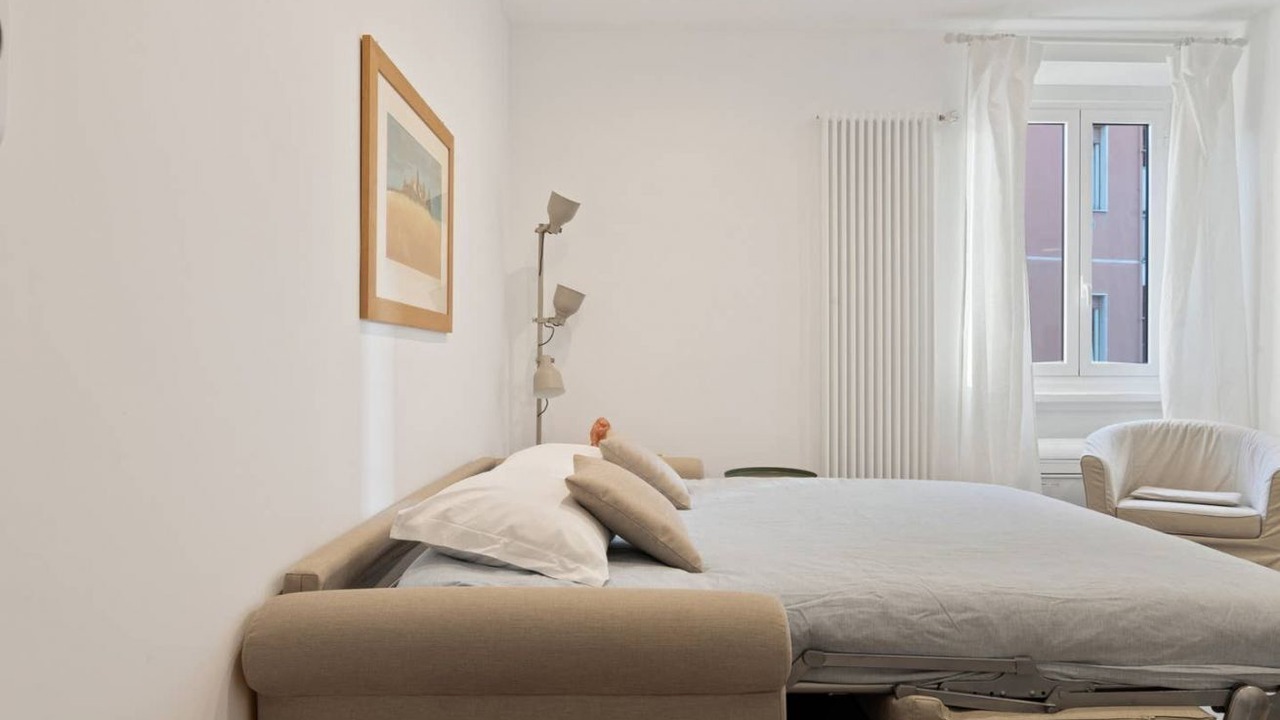 Photo of Bedroom in Tricolore