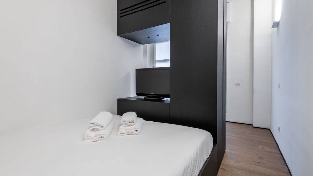 Photo of Bedroom in Magenta