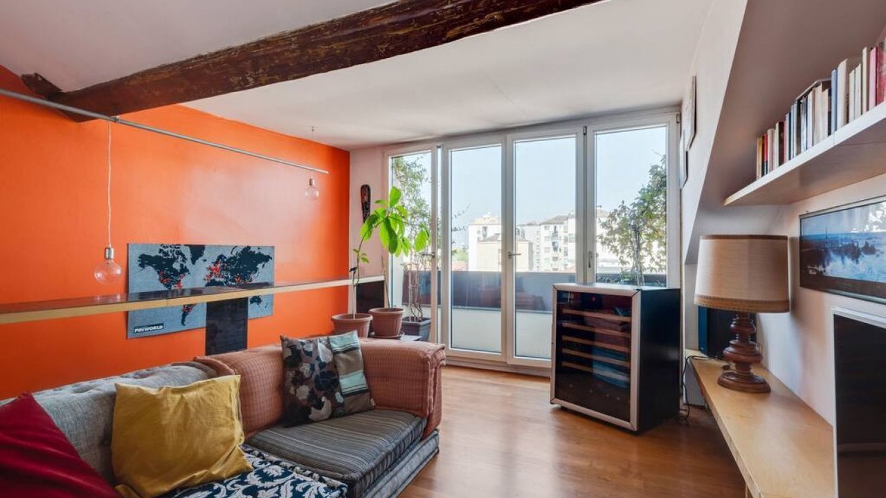 Photo of Livingroom in Chinatown