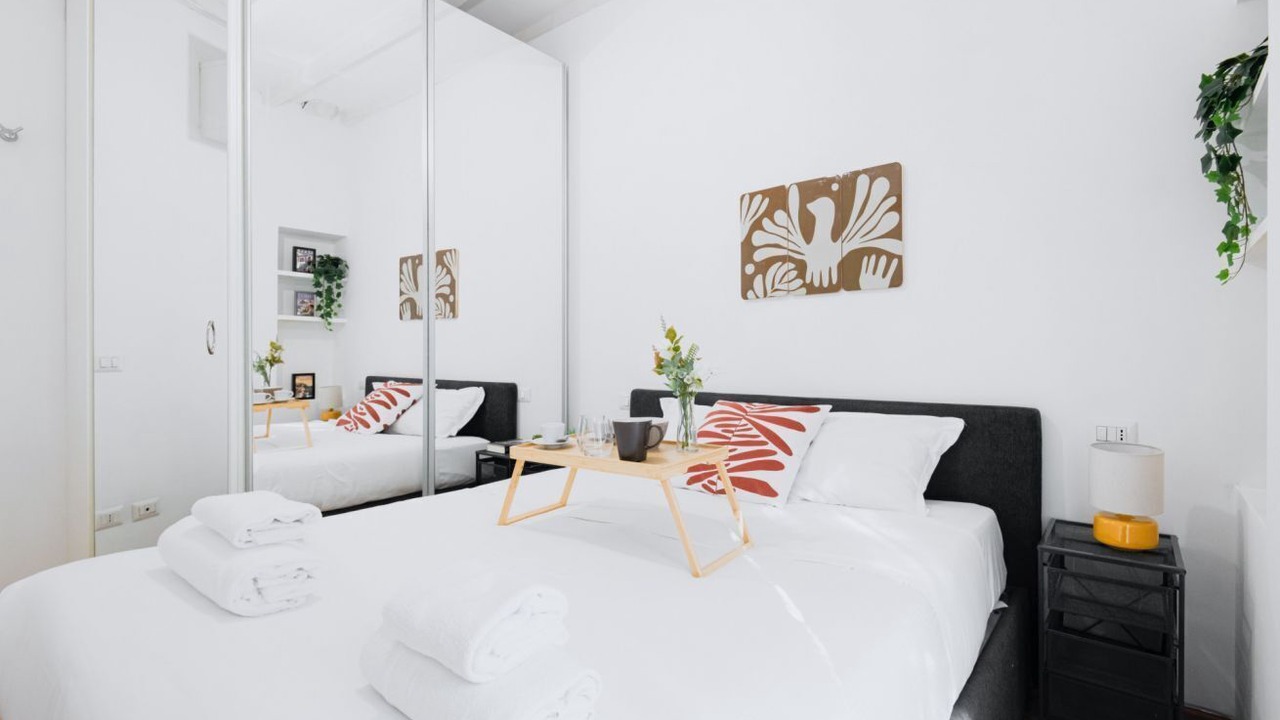Photo of Bedroom in Magenta