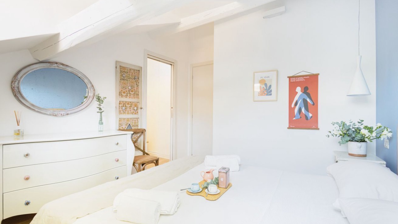 Photo of Bedroom in Tricolore