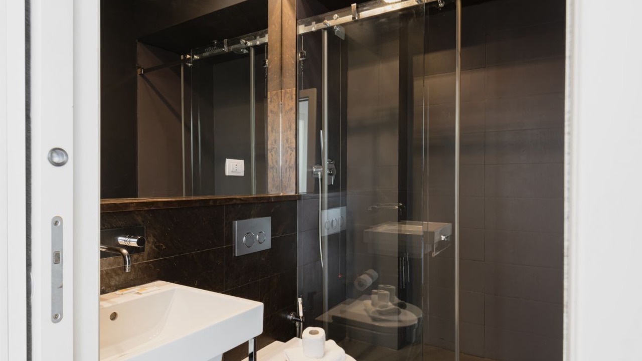 Photo of Bathroom in Central Station