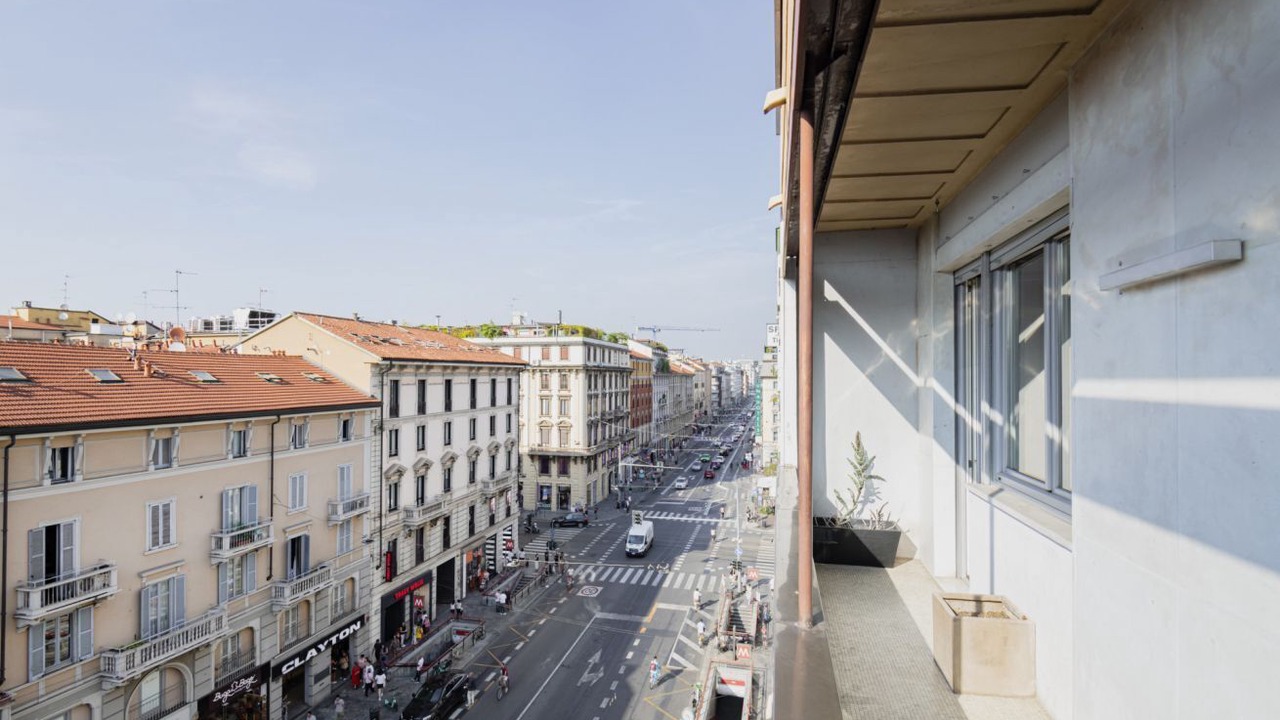 Photo of Patio Balcony in Central Station