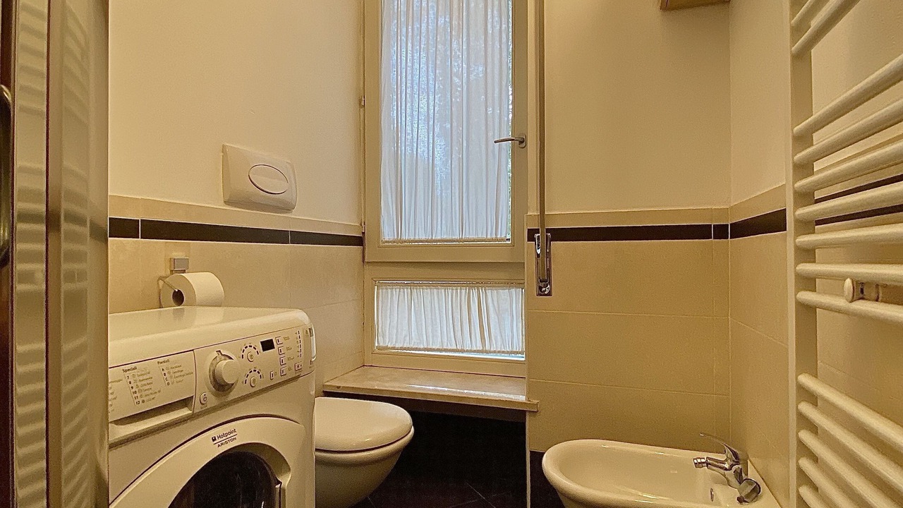 Photo of Bathroom in Zona Solari