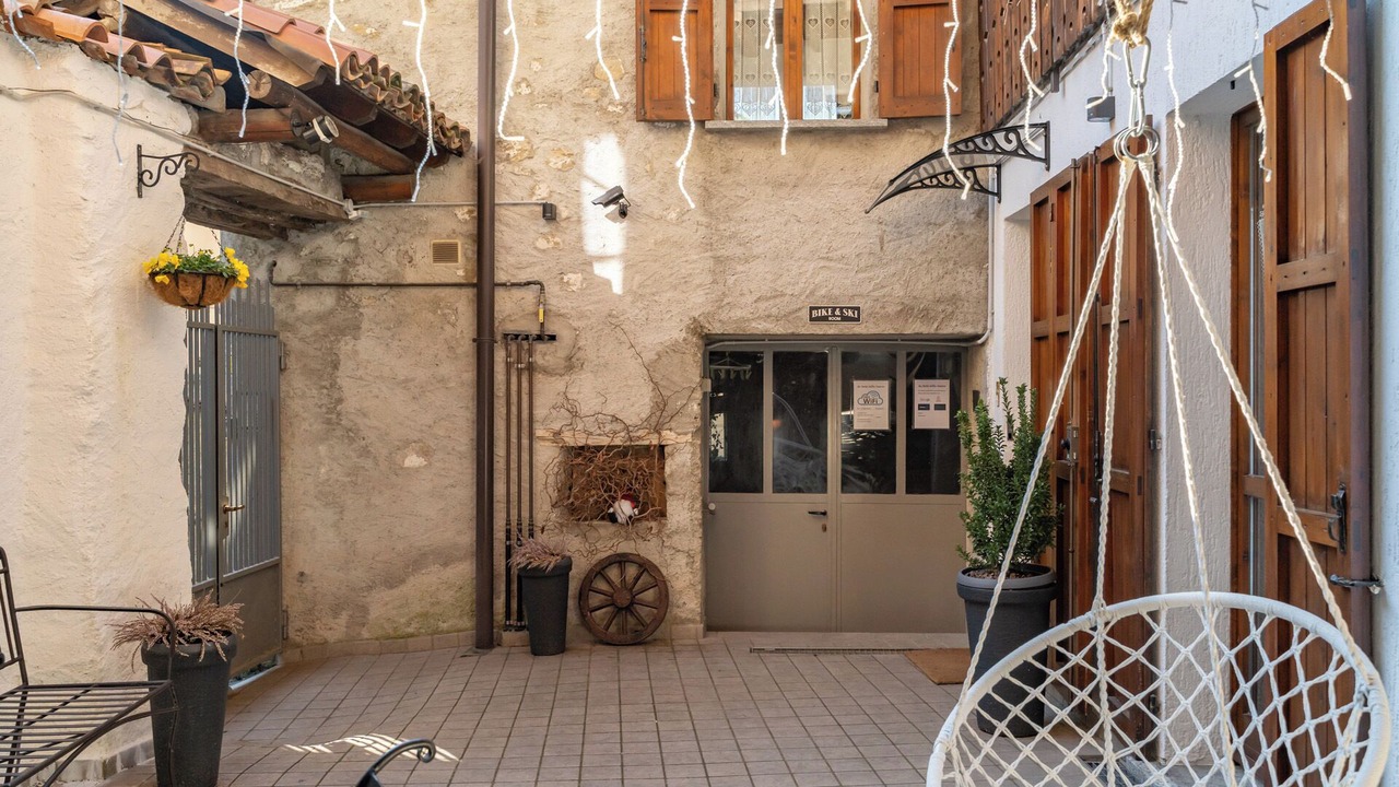 Photo of Patio Balcony in Cassina Valsassina