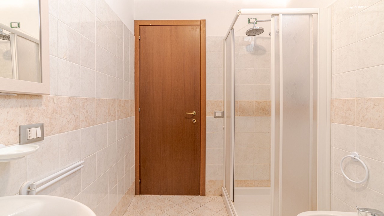 Photo of Bathroom in Calozzo