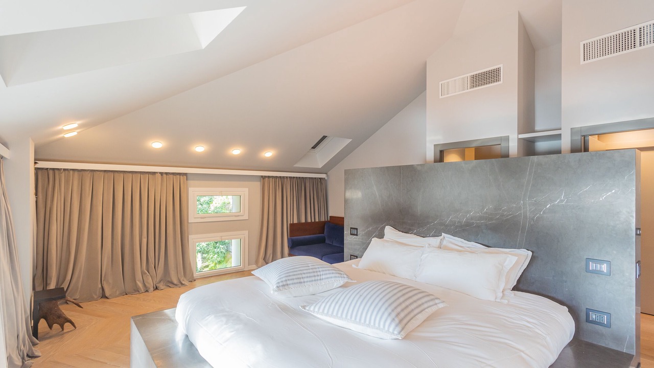 Photo of Bedroom in Moltrasio