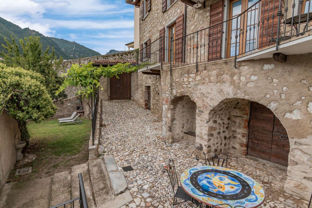 Photo of Outdoor in Vesio