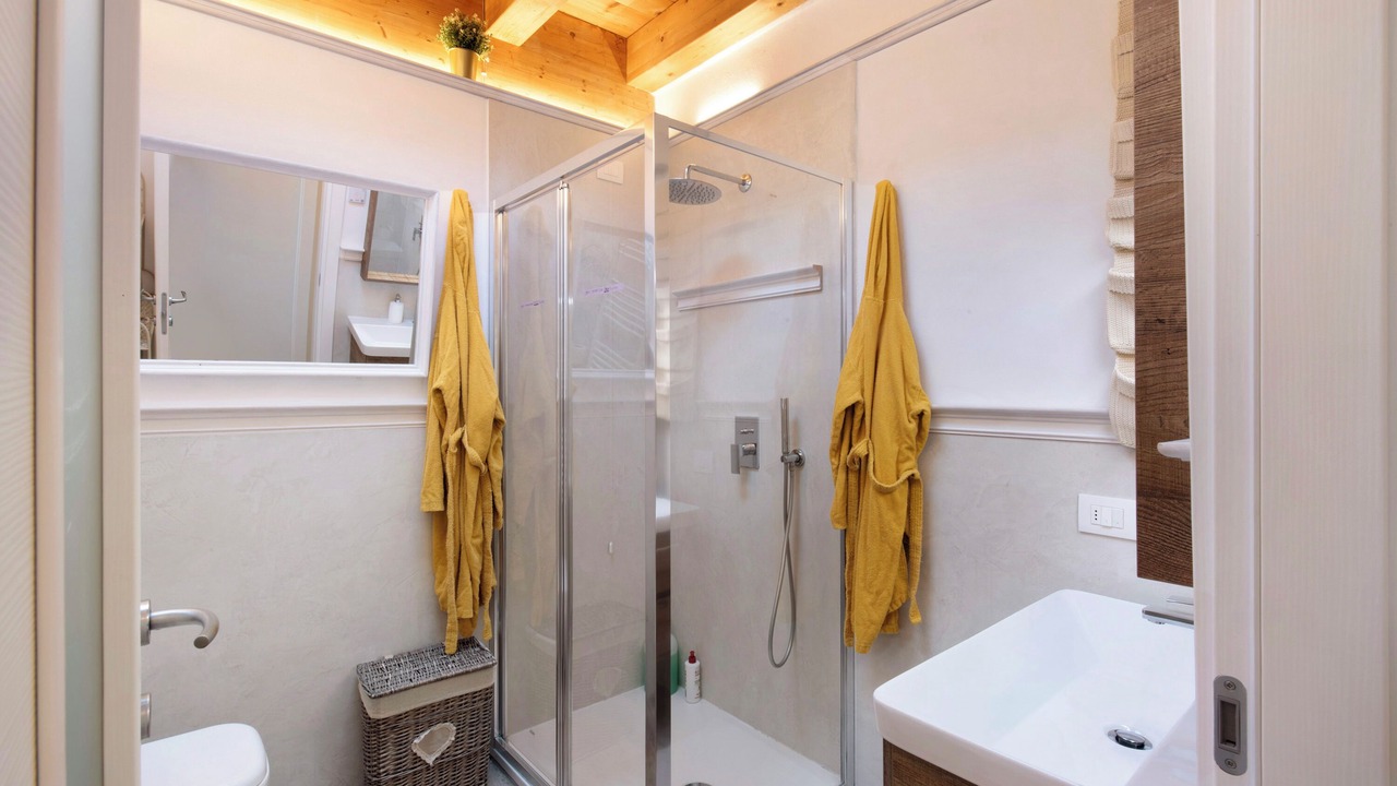 Photo of Bathroom in Perledo