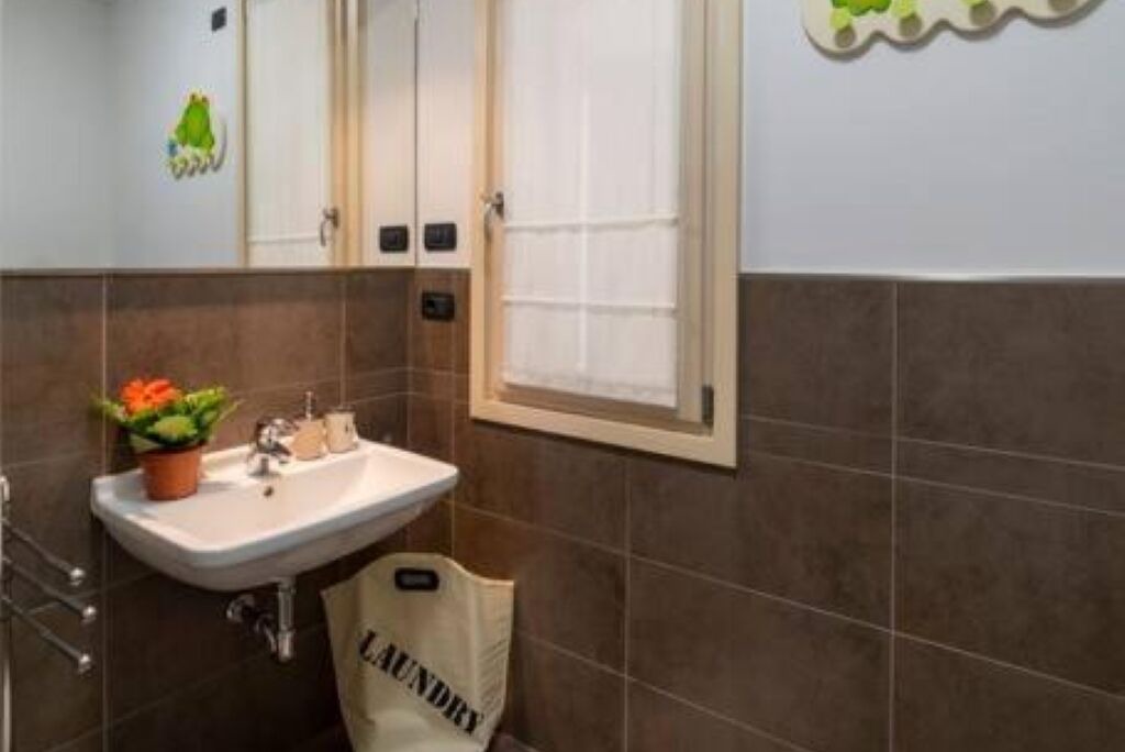 Photo of Bathroom in Iseo