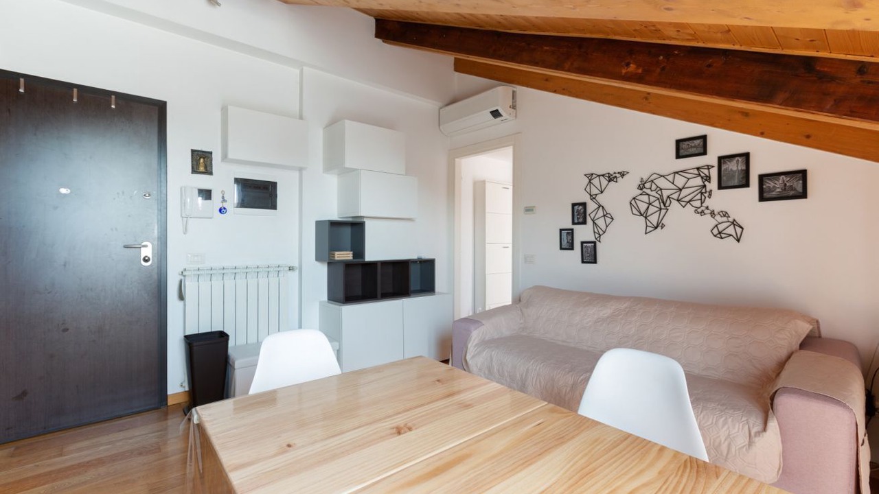 Photo of Livingroom in Lambrate