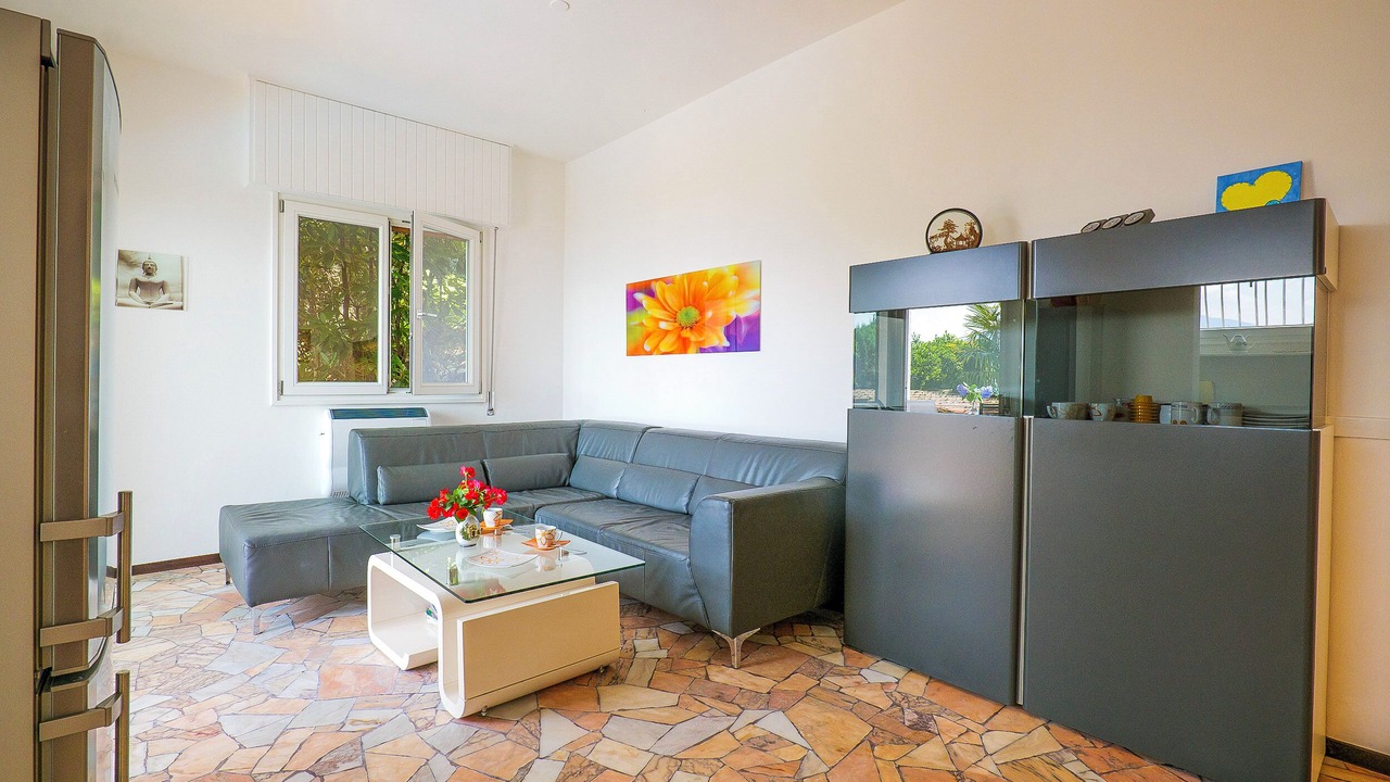 Photo of Livingroom in Agra