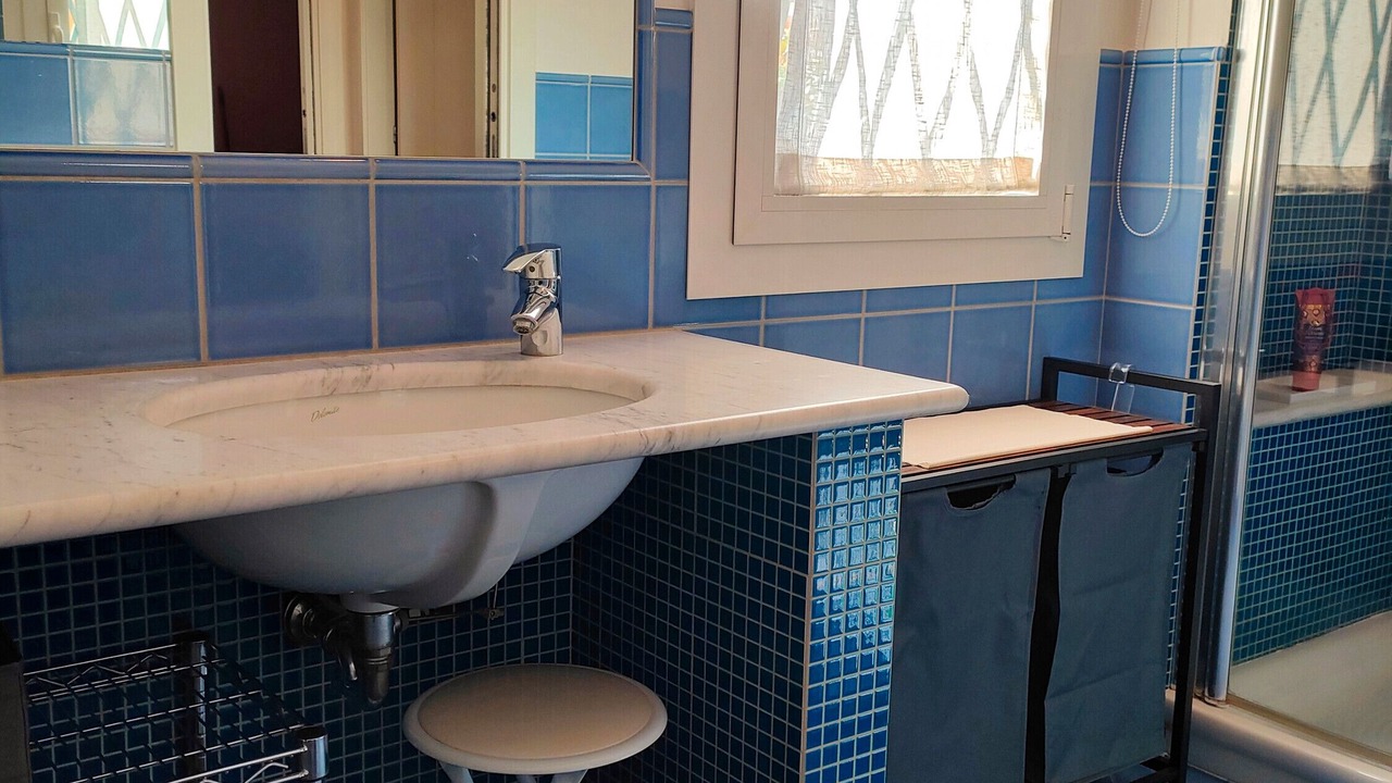 Photo of Bathroom in Senna Comasco