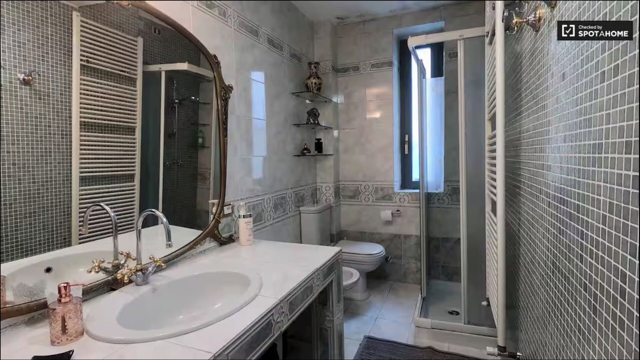 Photo of Bathroom in Portello