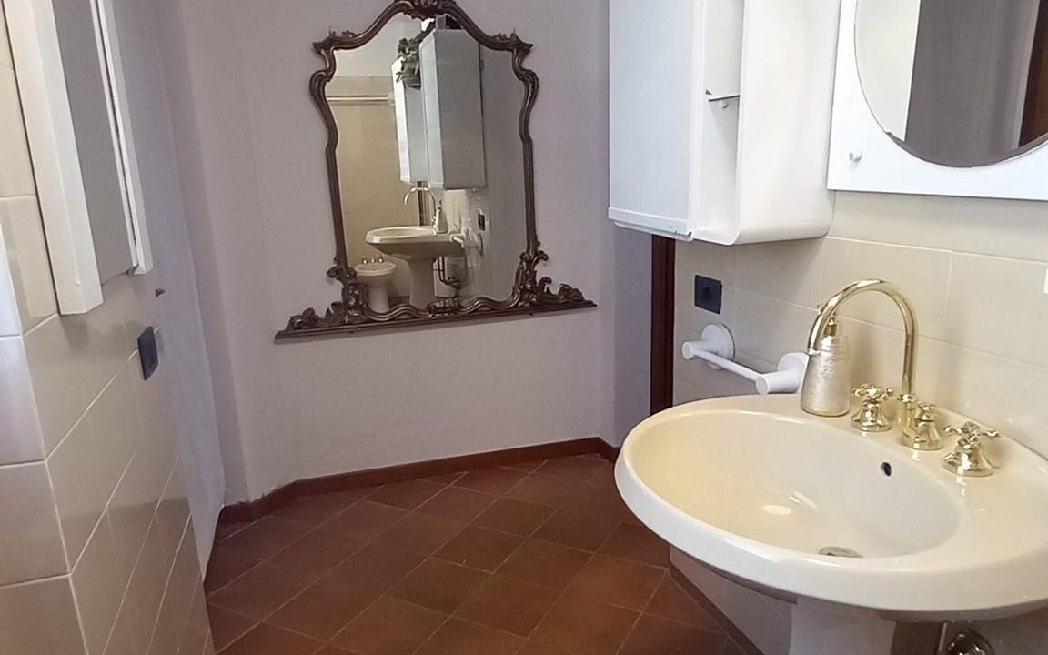 Photo of Bathroom in Foresto Sparso