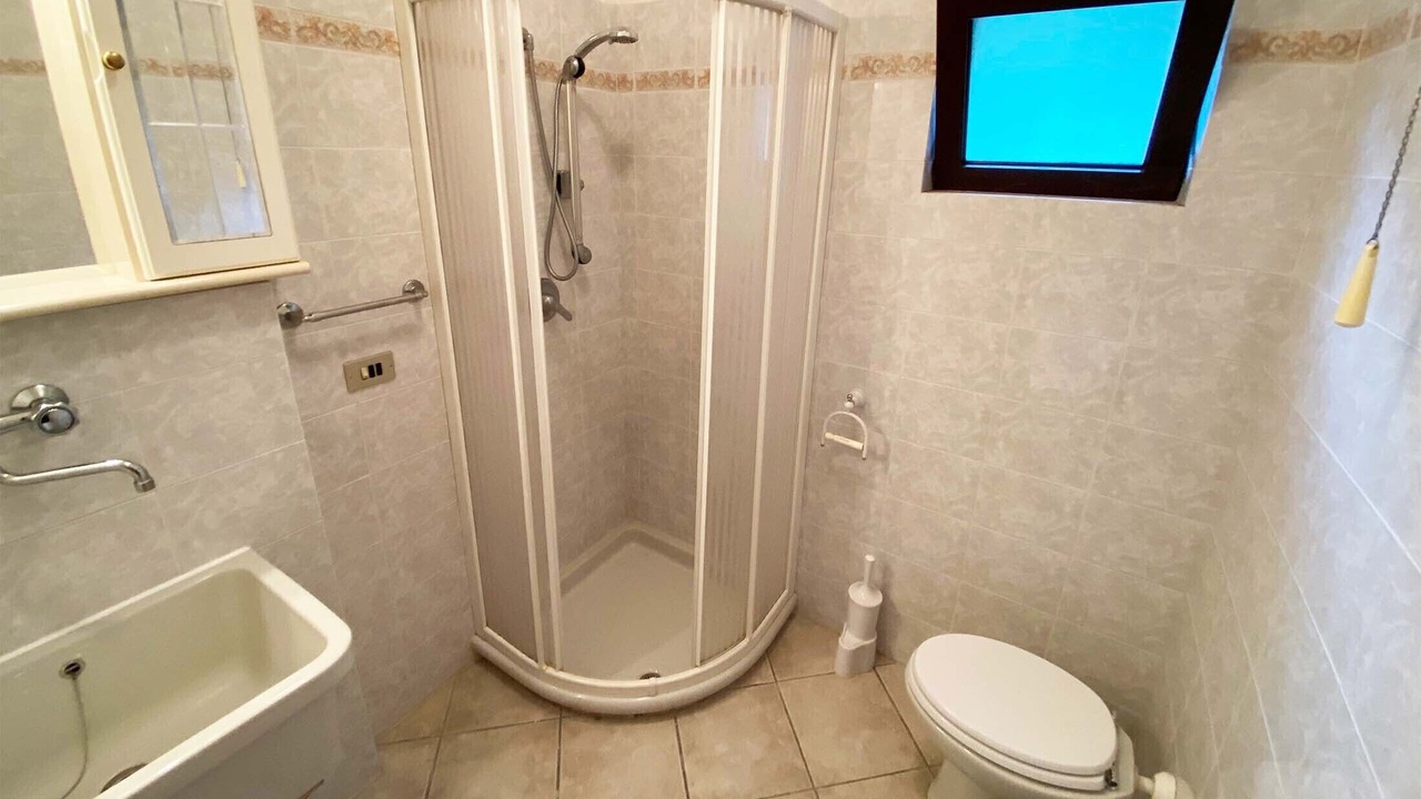 Photo of Bathroom in Idro