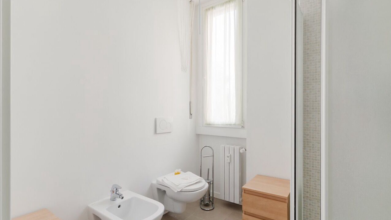 Photo of Bathroom in Lorenteggio