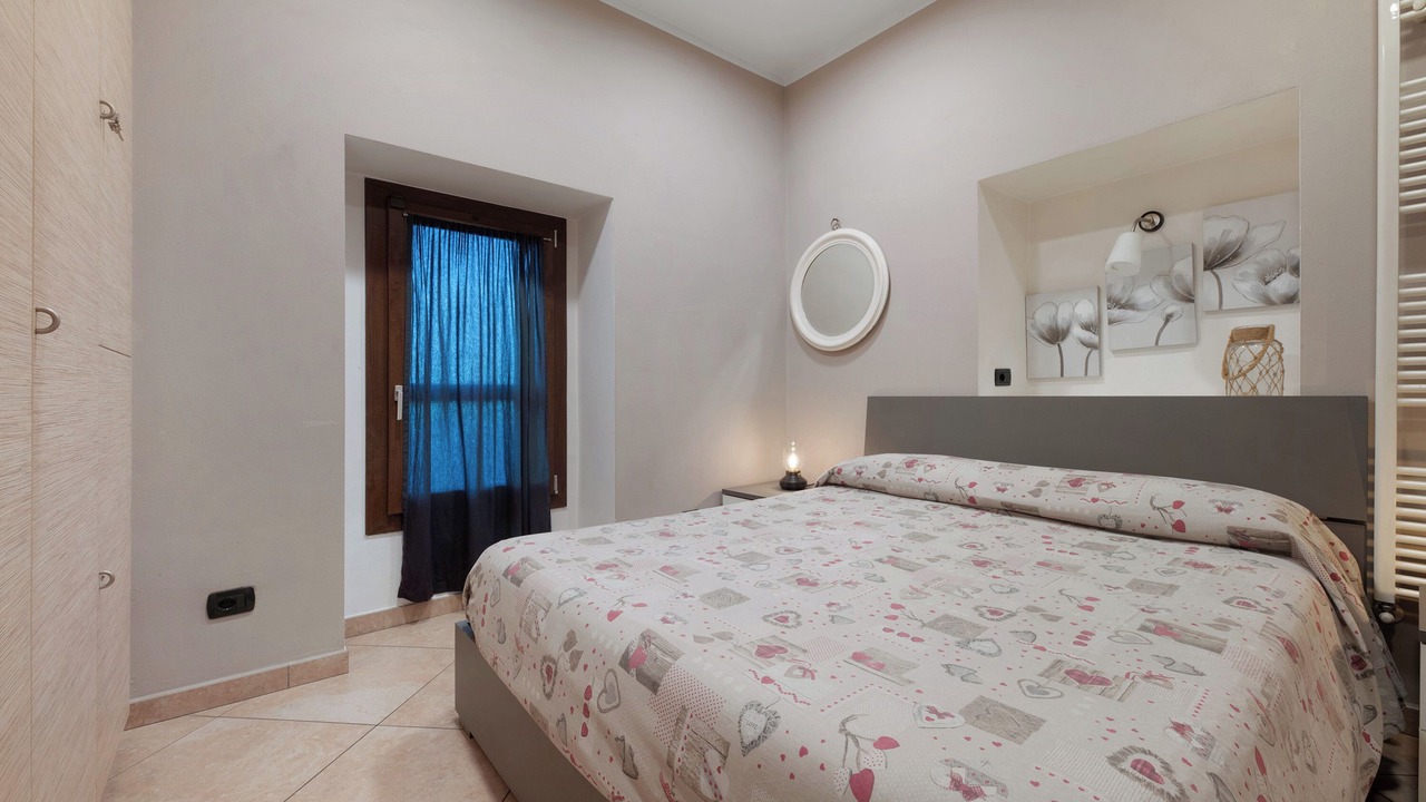 Photo of Bedroom in Lanzo d'Intelvi