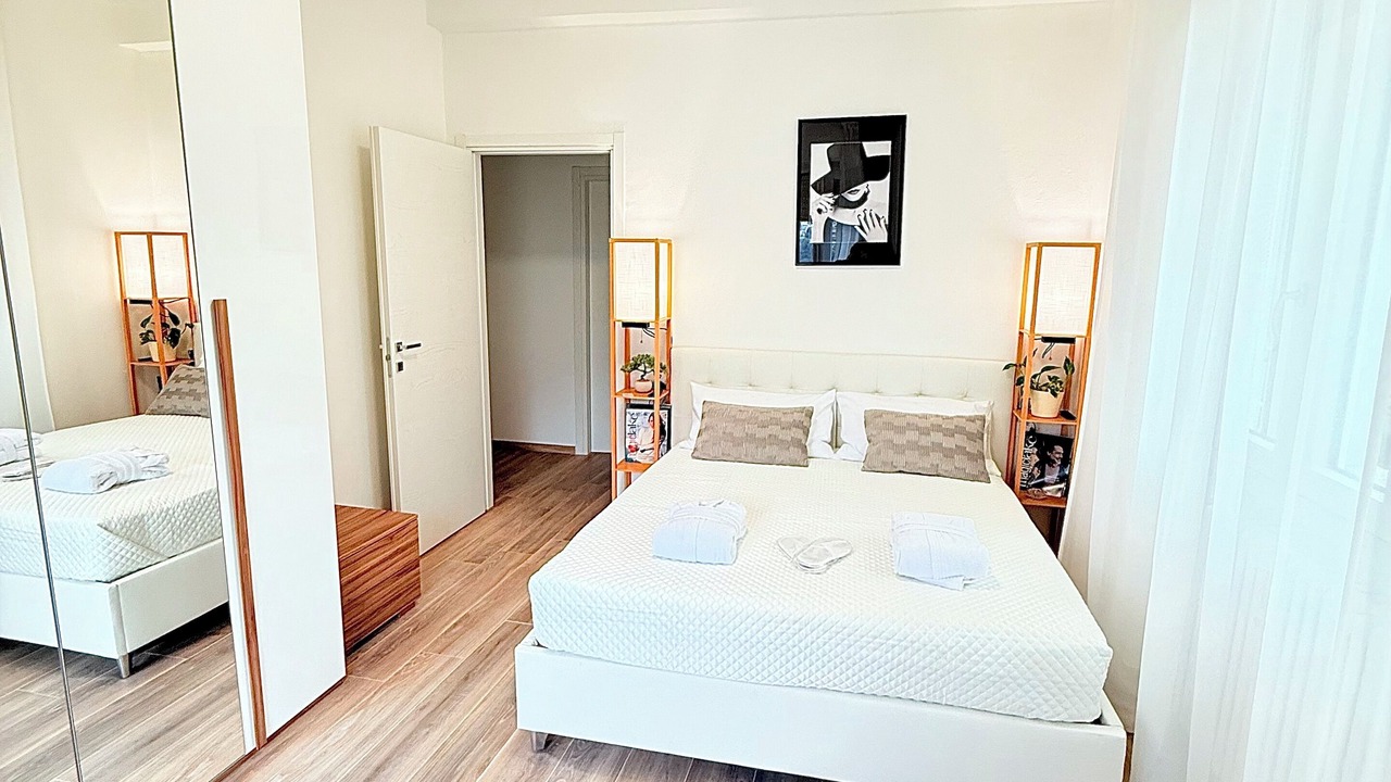 Photo of Bedroom in Como