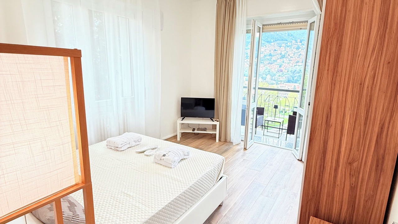 Photo of Bedroom in Como