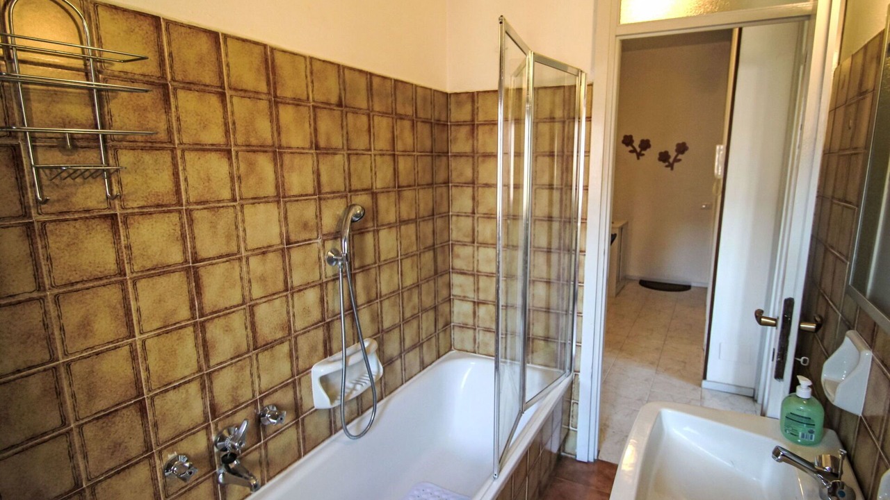 Photo of Bathroom in Luino