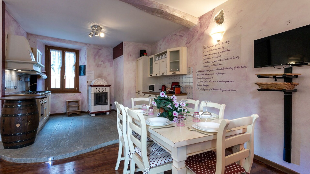Photo of Bedroom in Cadenabbia