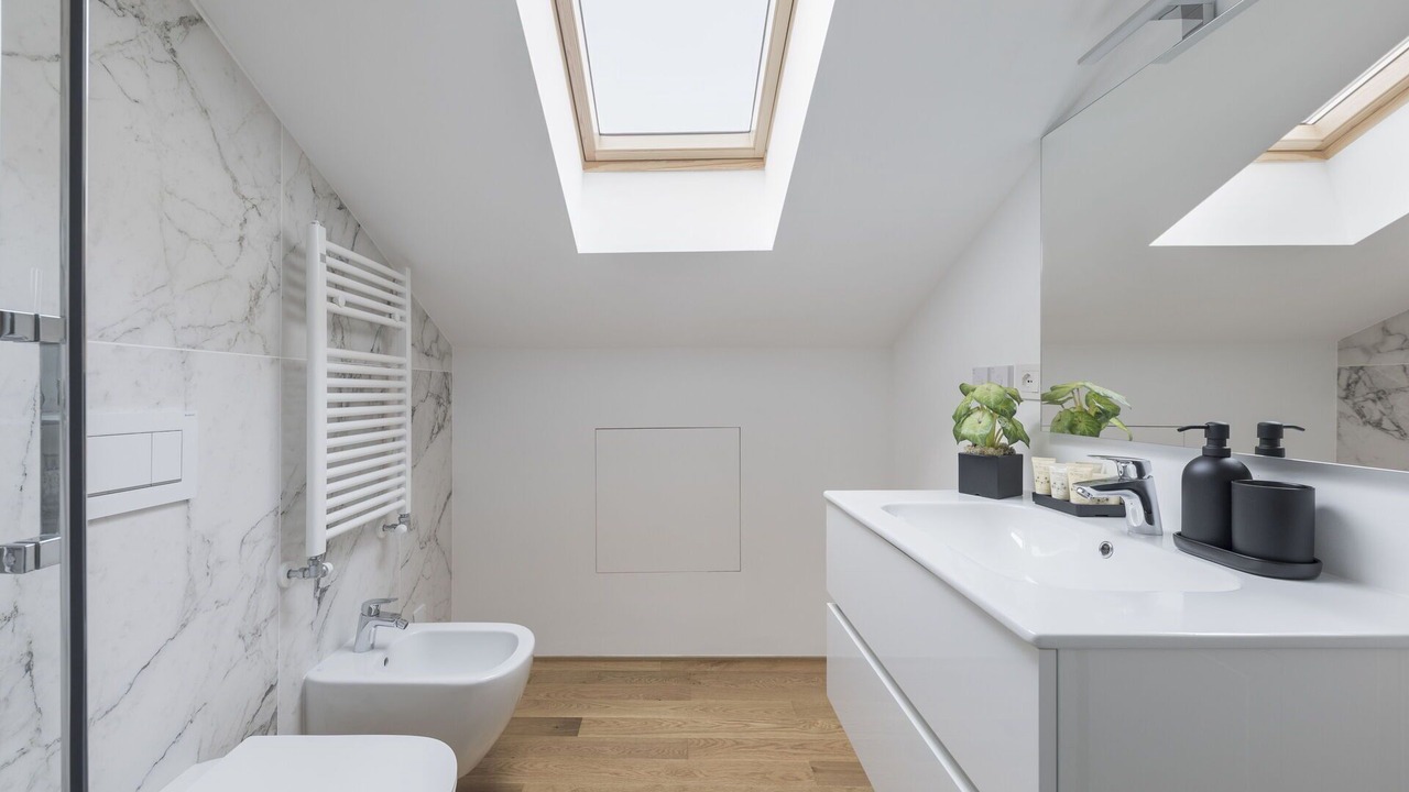 Photo of Bathroom in Como City Centre