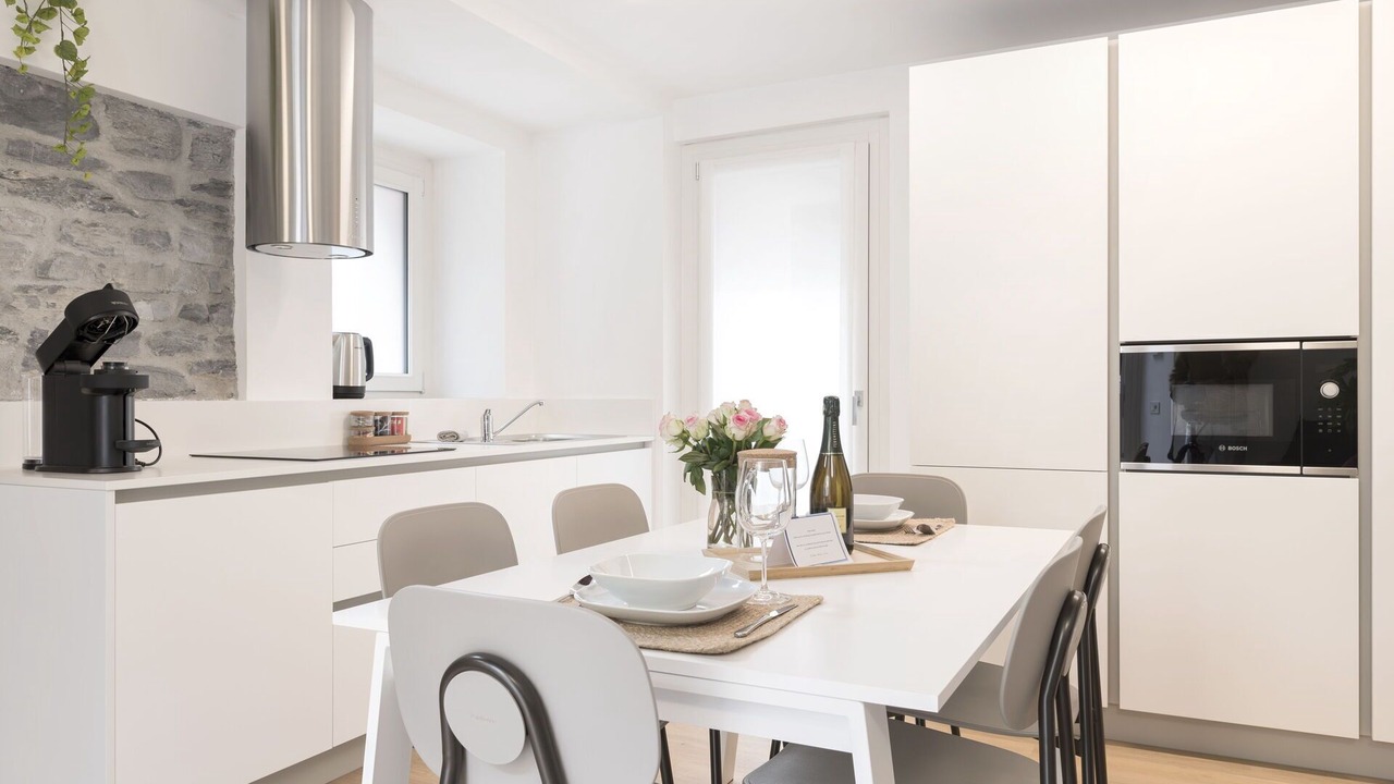 Photo of Bedroom in Como City Centre