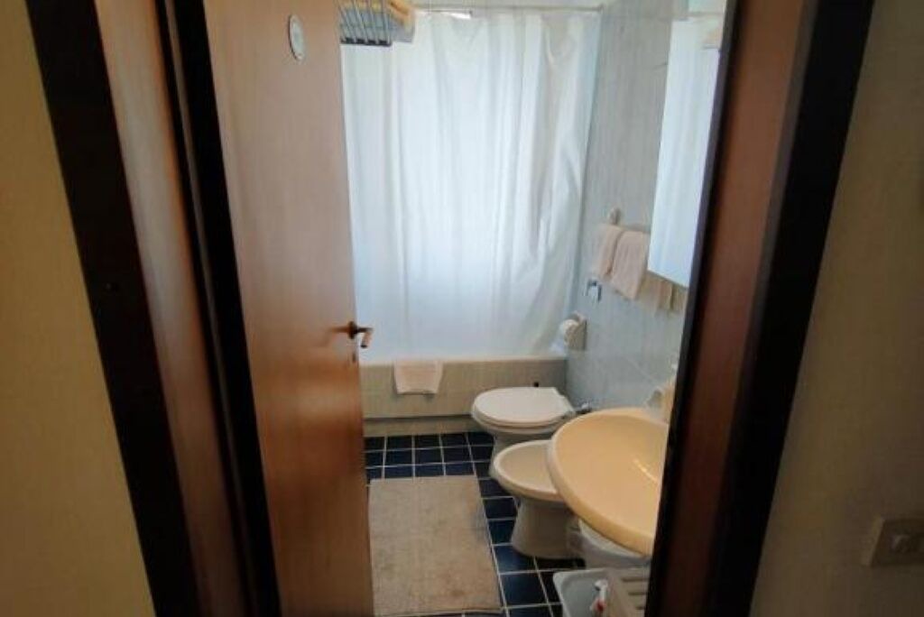 Photo of Bathroom in Calvairate