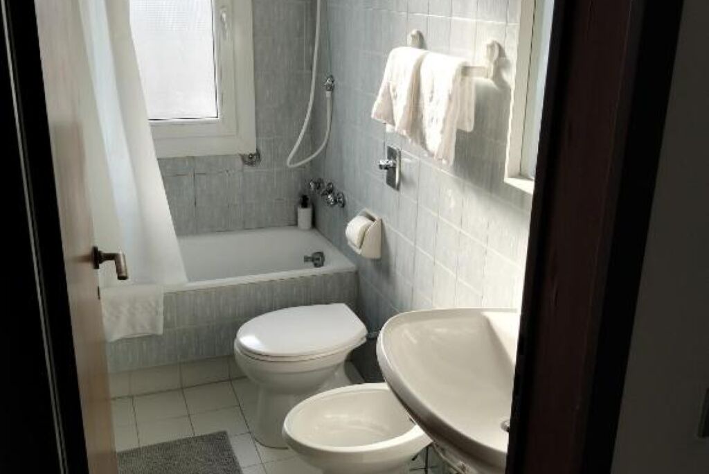 Photo of Bathroom in Calvairate