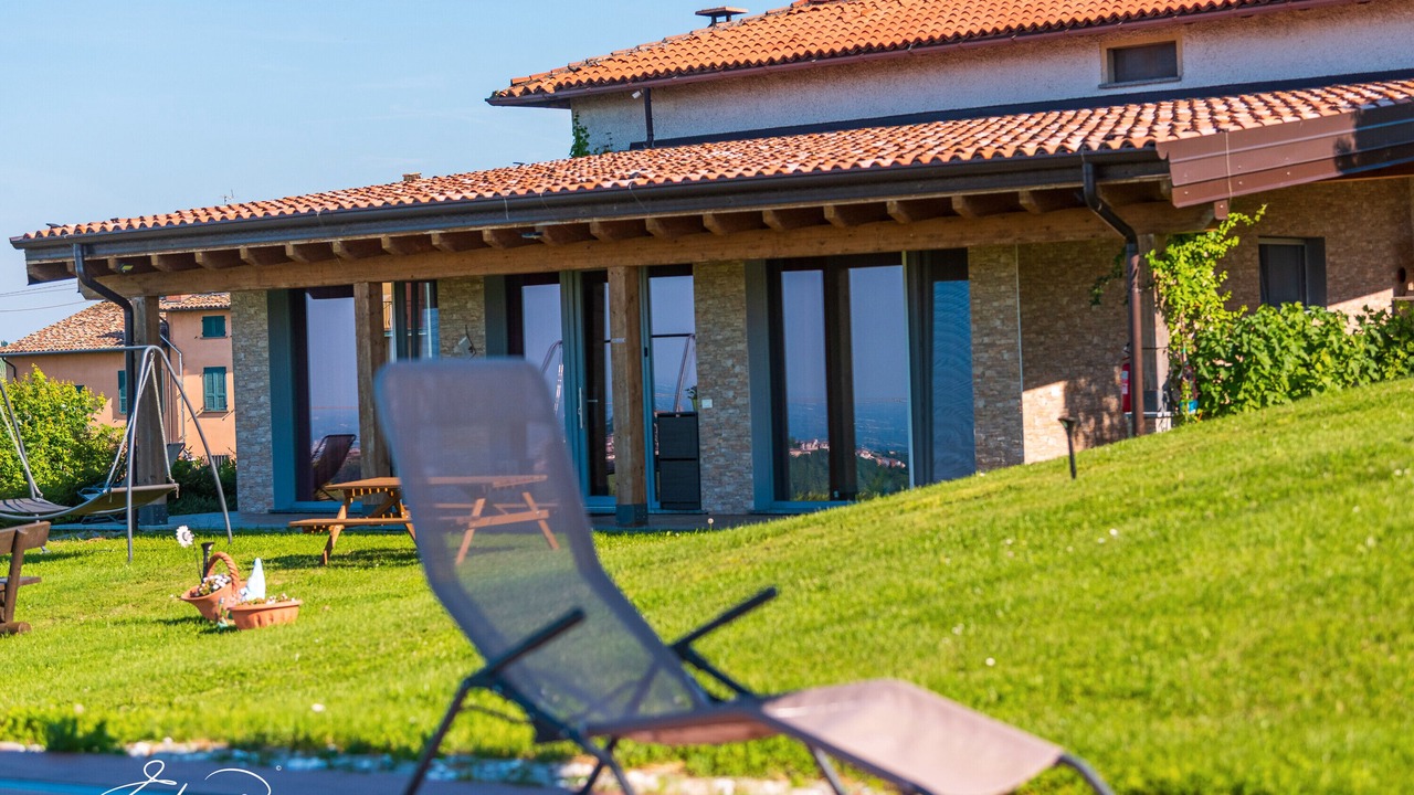 Photo of Outdoor in Torrone
