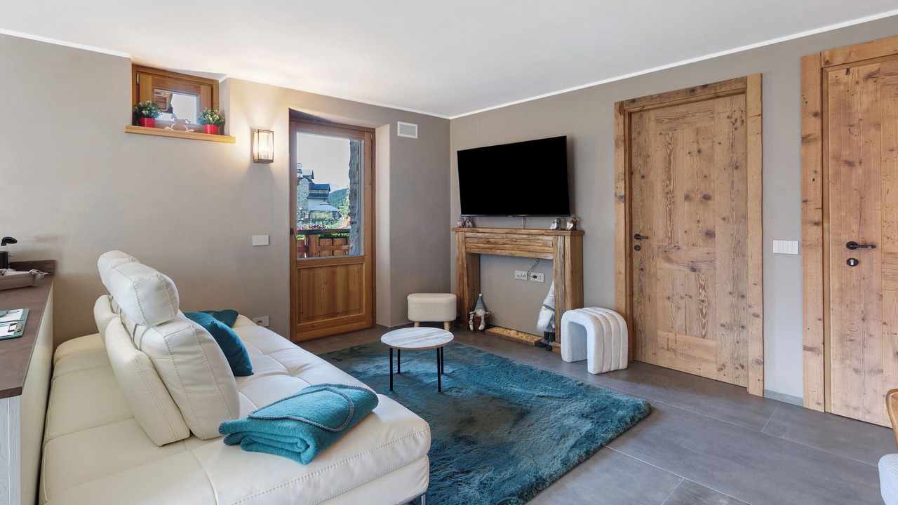 Photo of Livingroom in Oga