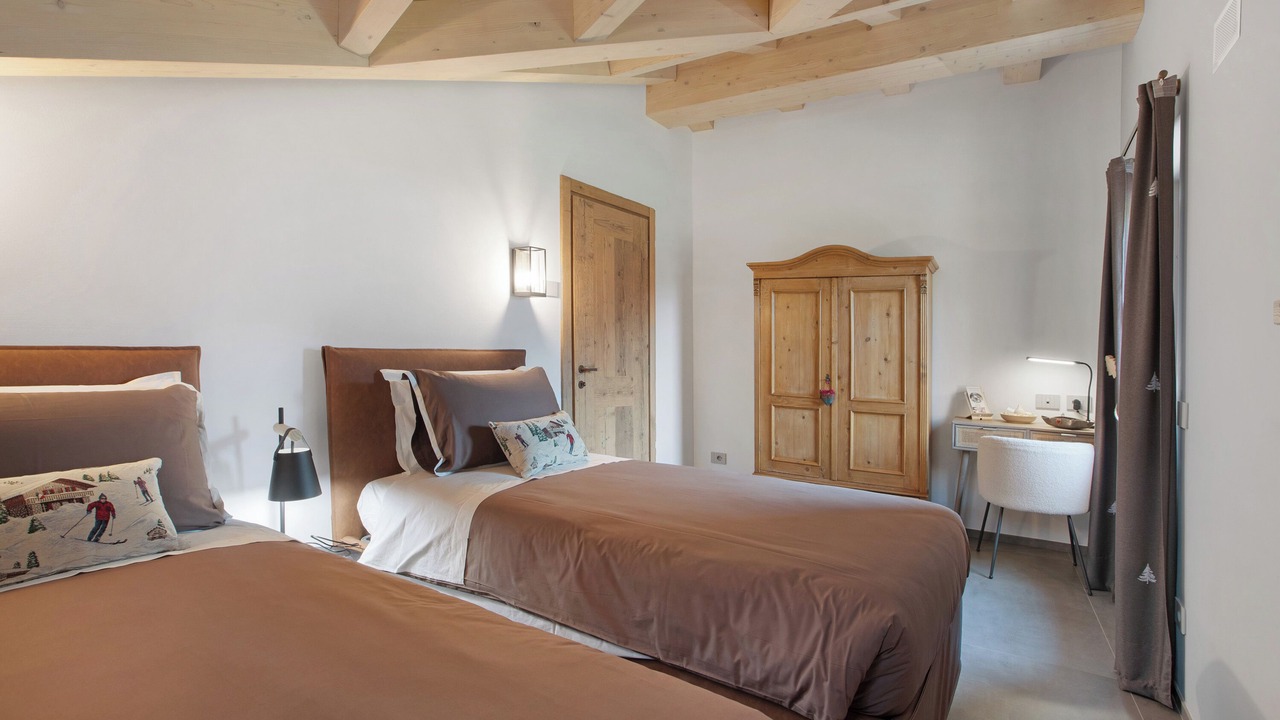 Photo of Bedroom in Oga