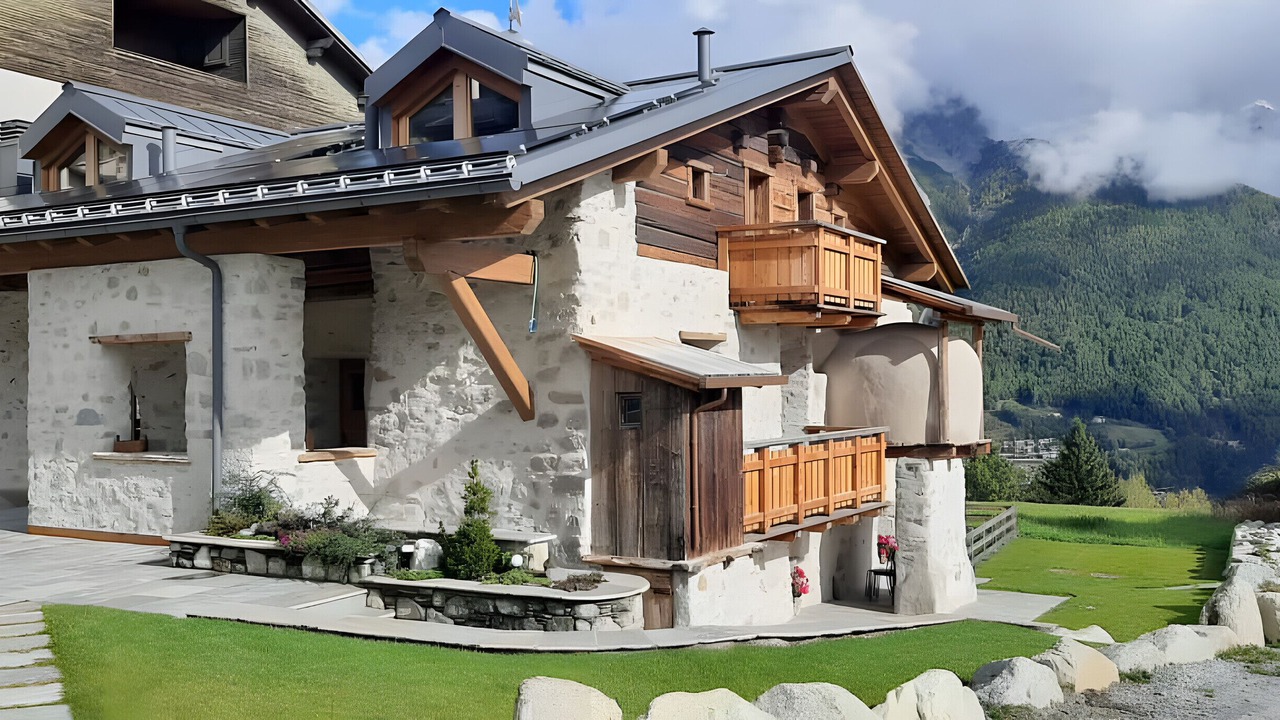 Photo of Outdoor in Oga