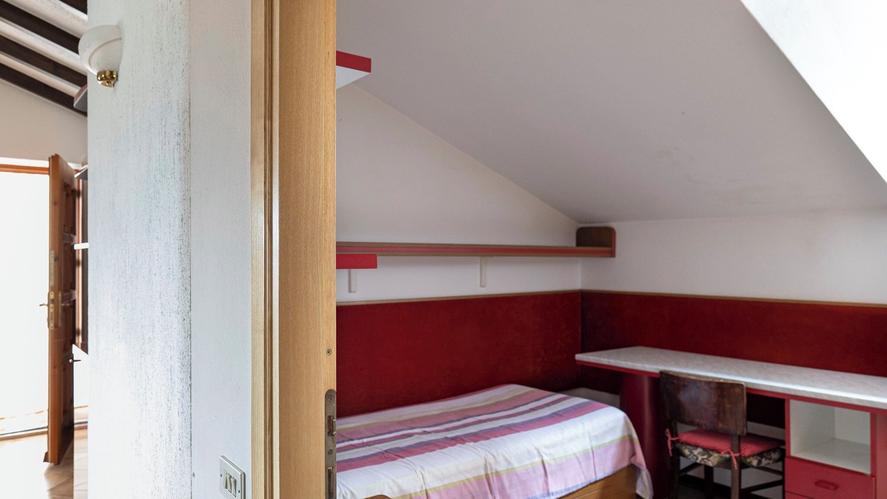 Photo of Bedroom in Tavernola