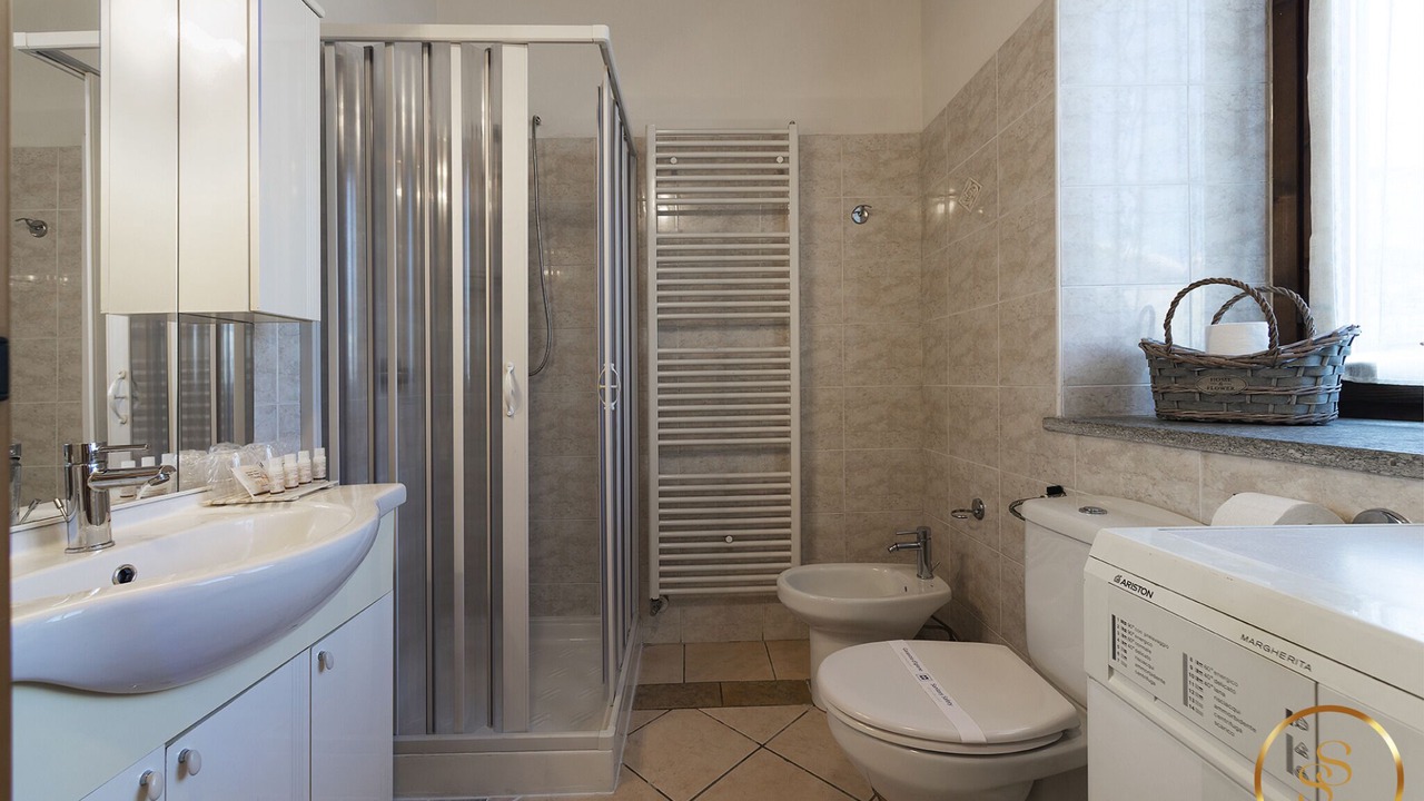 Photo of Bathroom in Somma Lombardo