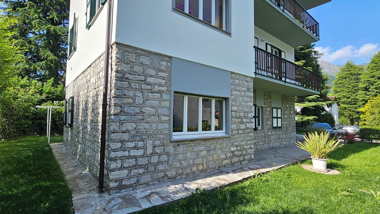 Photo of Outdoor in Maggio