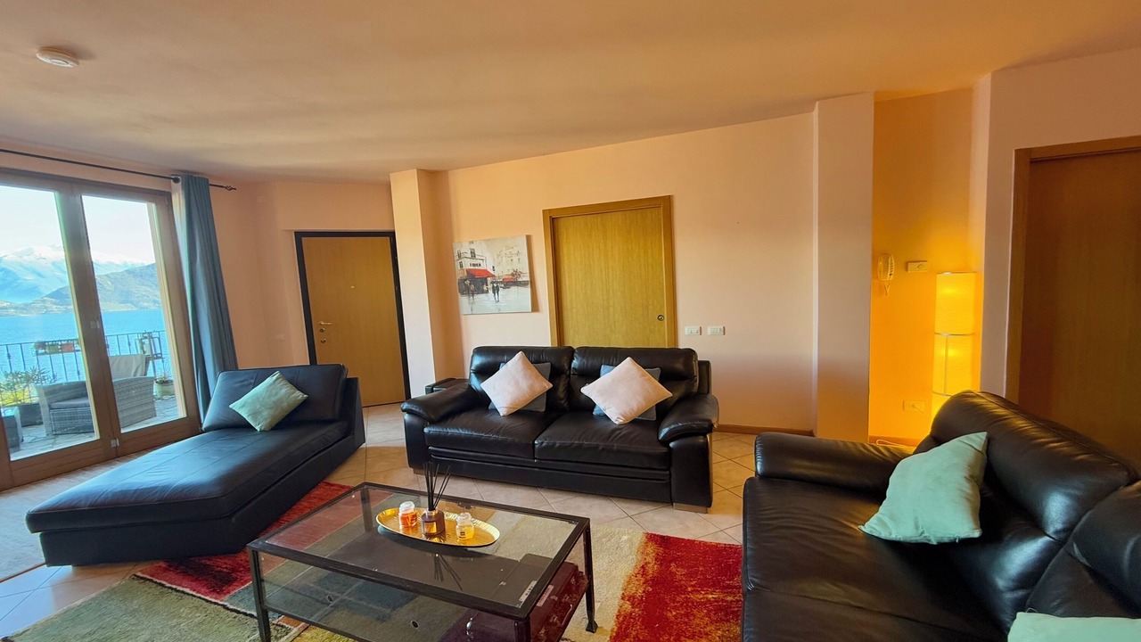 Photo of Livingroom in Calozzo