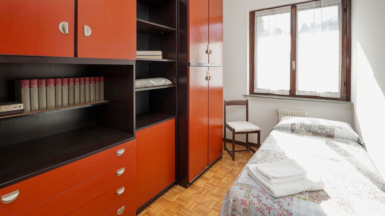 Photo of Bedroom in Laveno