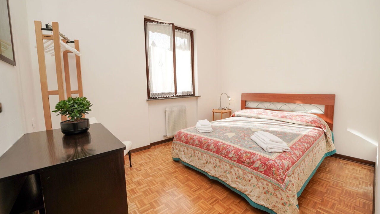 Photo of Bedroom in Laveno