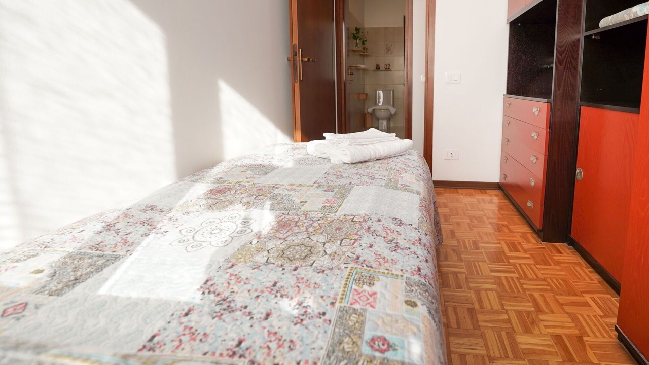 Photo of Bedroom in Laveno