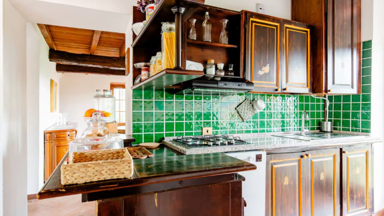 Photo of Kitchen in Montecalvo Versiggia