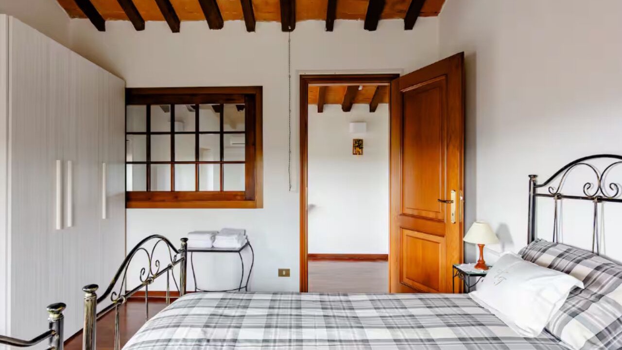 Photo of Bedroom in Montecalvo Versiggia
