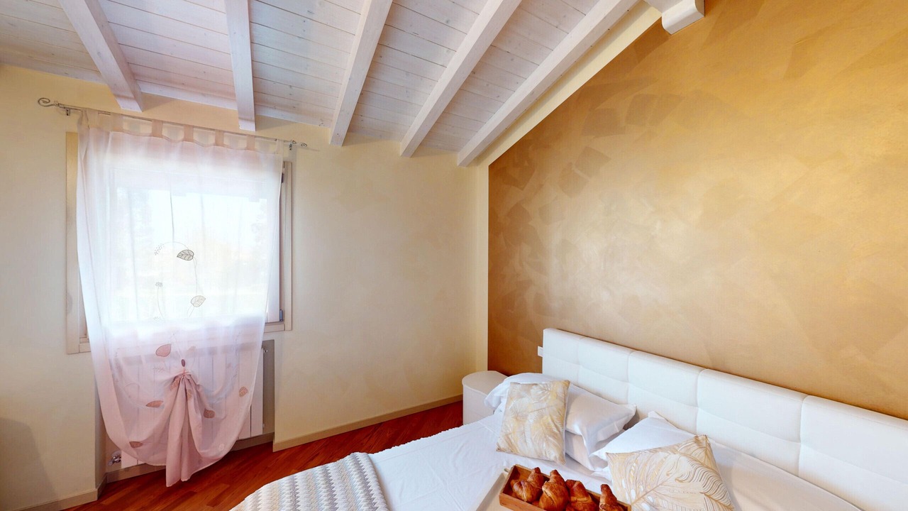 Photo of Bedroom in Manerba del Garda
