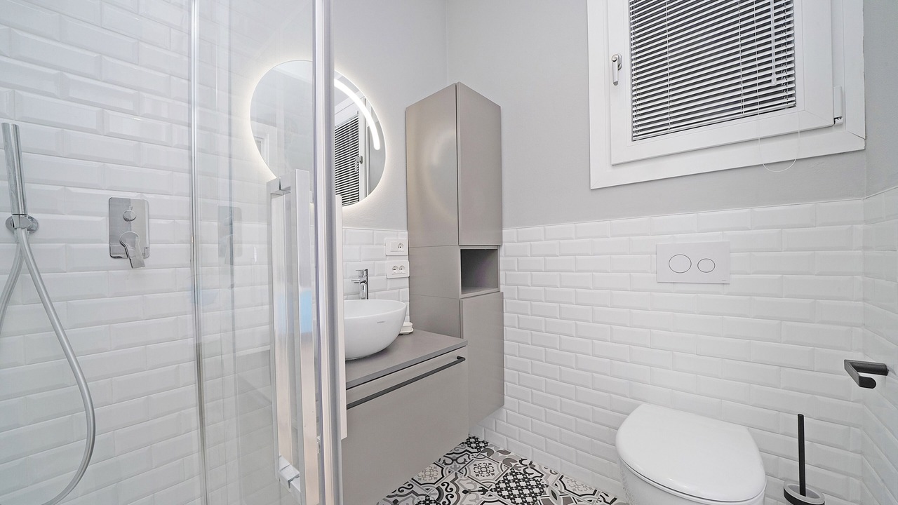 Photo of Bathroom in Lugana
