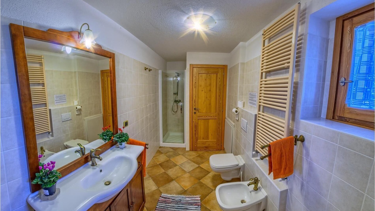 Photo of Bathroom in Peglio