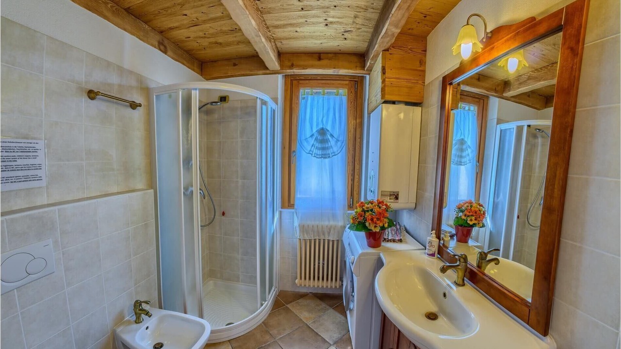 Photo of Bathroom in Peglio