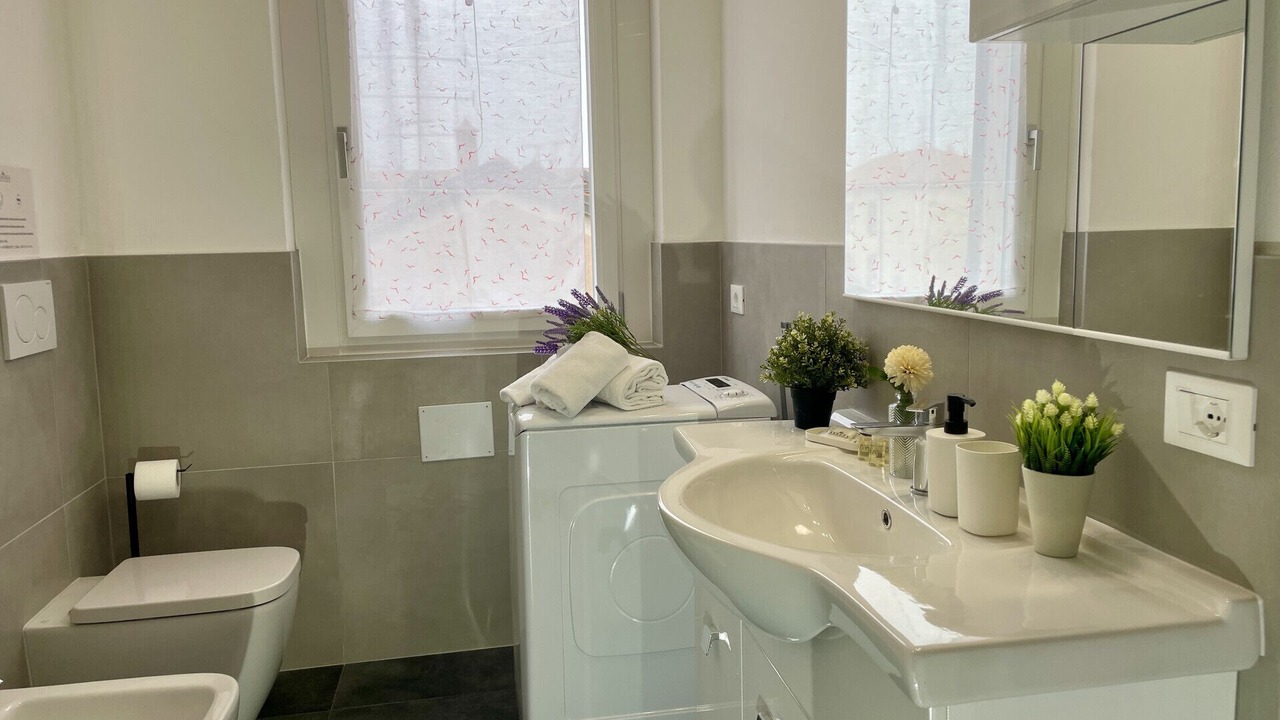 Photo of Bathroom in Rho